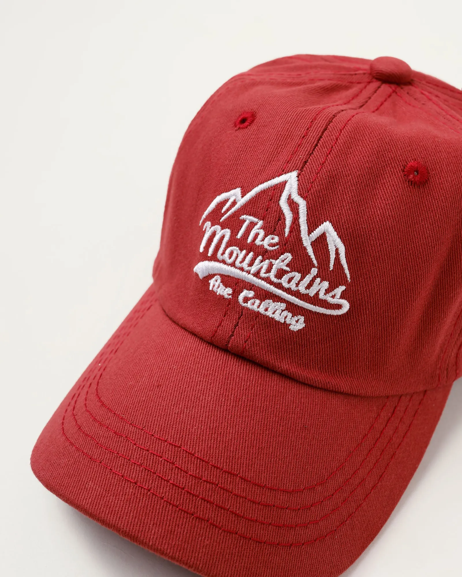 Red Mountains Cap